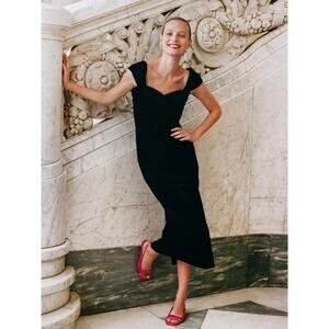 12 storeez classic black velvet dress